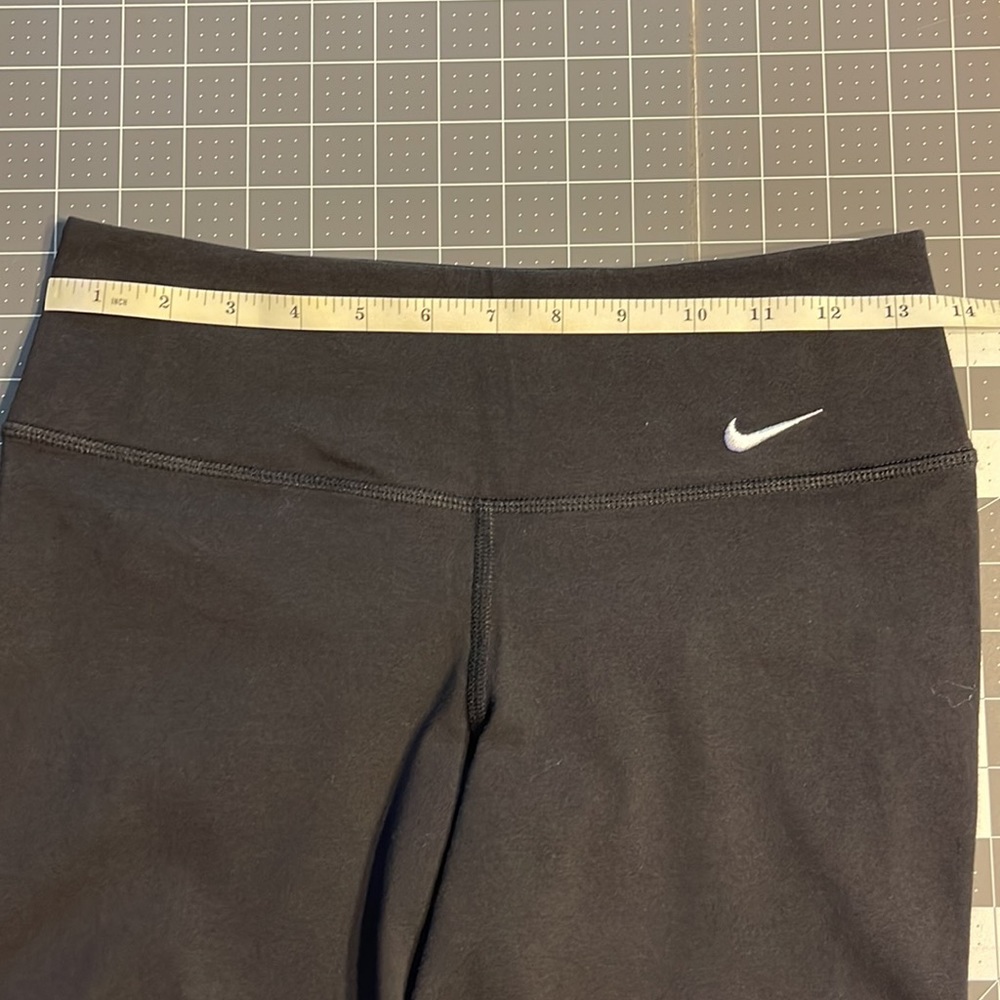 Nike Dri Fit crop leggings - Picture 3 of 6